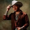 Christian Nodal enfrenta una demanda millonaria en Colombia tras cancelar un concierto