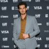 Andrew Garfield recuerda el momento incómodo en el que él y Florence Pugh no escucharon la palabra «corte» mientras filmaban una escena de amor