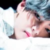 V de BTS revela que sufre urticaria colinérgica, una rara enfermedad cutánea