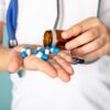 Médico especialista: el uso indebido de antibióticos puede generar consecuencias graves para la salud
