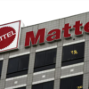 Una madre demanda a Mattel por enlace a sitio para adultos en muñeca de «Wicked»