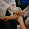 Lanzan vacuna contra el cáncer que evita la metástasis