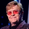 Elton John se plantea dejar la música por su pérdida de visión