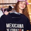 Shakira canta mariachi en su primer concierto en México