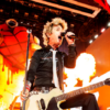 Green Day en Coachella 2025 opta por mensajes políticos y polémica por incendio