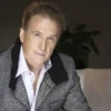 Emmanuel celebra 70 años: el ícono del pop latino que sigue conquistando corazones