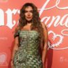 «Tropicoqueta» al estilo tropical la cantante Karol G presenta su nuevo álbum musical
