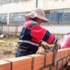 Construcción del atrio y obras complementarias en Unidad Educativa Solidaridad avanzan a paso firme