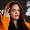 La cantante Rosalía molesta por la filtración de su nuevo álbum y desata polémica
