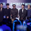 BTS ayuda a fans a aprender coreano con kit de estudio que incluye mensajes exclusivos