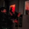 “Resident Evil: Noche Cero” reinventa la franquicia con una aterradora carrera por la supervivencia