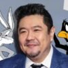 A los 46 años, fallece Eric Bauza, reconocido actor de doblaje e icónica voz de personajes animados como Bugs Bunny y los Looney Tunes.